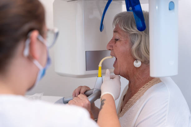 Best Emergency Dental Care for Broken or Chipped Teeth in Green Meadows, OH
